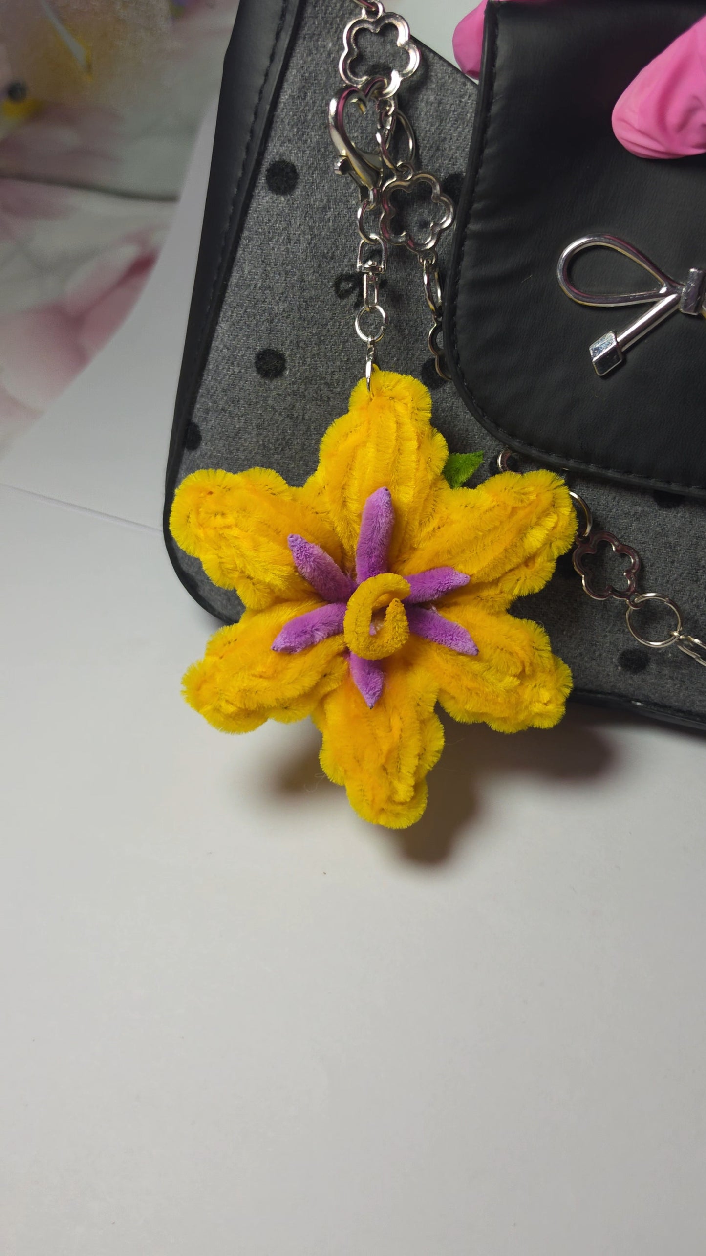 Sundrop — Floral Charm